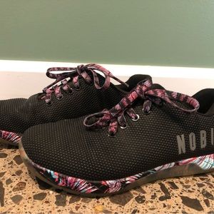 Women’s No Bull Floral trainer.